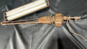 lot 227 image: Vintage Dazor Mfg Co. Adjustable Searchlight with Fluorescent Tubes