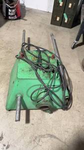 lot 230 image: Vintage Pipe Threader machine
