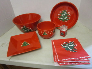 Christmas Tree Dinnerware Accessory Pieces