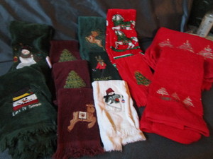 Holiday Towels