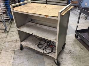 lot 147 image: Sturdy Electrified Rolling Cart 36 x 20 12 x 40