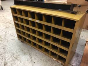 lot 151 image: Kar Parts Organizer 35 12 x 12 x 21 12