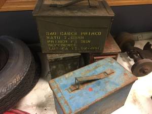 lot 203 image: 4 Traditional Ammo Cans