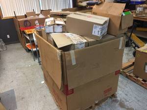 lot 231 image: Large BoxFull of Store Overstock-Returns-Seasonal