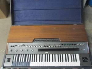 Yamaha YC-30 Full sized musical key...