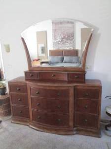 Vintage wood Dresser with 9 standar...