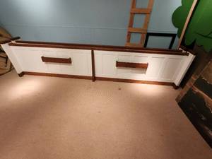 lot 7 image: Decorative Wooden railingswalls