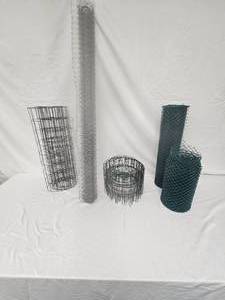 lot 33 image: Garden Fencing