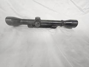 lot 109 image: Weaver Scope