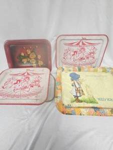 lot 76 image: Serving trays