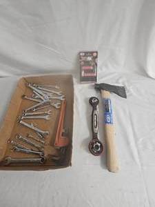 lot 98 image: Tool Lot