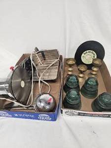 lot 171 image: SlicerInsulators