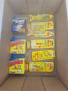 lot 199 image: Fishing Lures Assortment-NEW