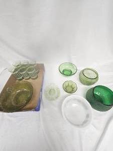 lot 44 image: Green Glassware and Depression Glass