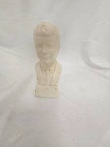 lot 204 image: JFK Bust