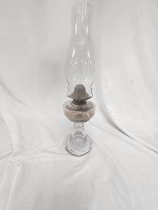 lot 221 image: Kerosene Lamp