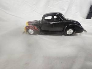 lot 262 image: Racing Champions Model Car