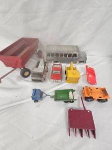 lot 122 image: TonkaErtl toys