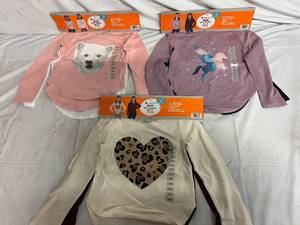 6 Members Mark Girls T-Shirts - Size 45