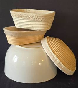 lot 58 image: Banneton Bortform Bread Proofing Baskets & Mixing Bowl