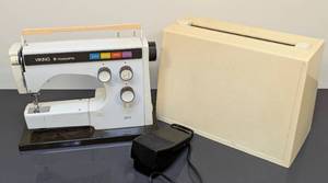 lot 153 image: Viking Husqvarna 5560 Sewing Machine