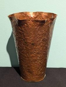 lot 139 image: Artistic Hammered Copper Vase