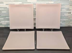 lot 178 image: Riverside Design Pale Pink Seaglass Plate Set