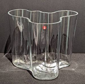 lot 50A image: iitala Alvar Aalto Vase