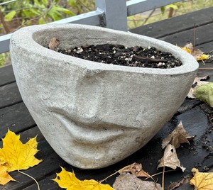 lot 206 image: Fun Face Motif Cement Planter