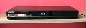 lot 219 image: Samsung BD-P1600 Blu-Ray Disk Player