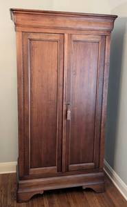 lot 13 image: National Mount Airy Wood Armoire