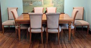 lot 3 image: Elegant Vintage Dining Room Set