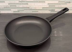 lot 167 image: Zwilling Henckels Non Stick Pan