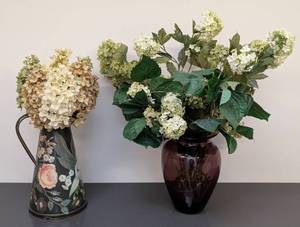 lot 261 image: Pair of Faux Hydrangea Arrangements