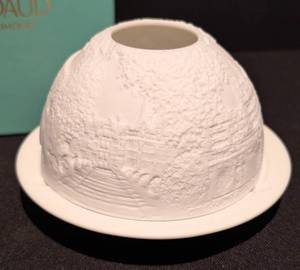 lot 280 image: Bernardaud Limoges Porcelain Votive Holder