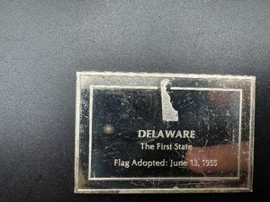 Delaware State Flag - 1000 Grains (2.083 Ounces) .925 Sterling Silver Bar�