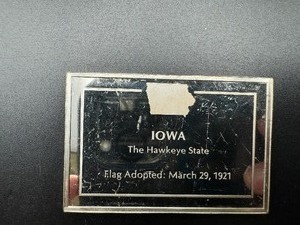 Iowa State Flag - 1000 Grains (2.083 Ounces) .925 Sterling Silver Bar�