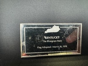 Kentucky State Flag - 1270 Grains (2.646 Ounces) .925 Sterling Silver Bar�