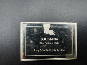 Louisiana State Flag - 1000 Grains (2.083 Ounces) .925 Sterling Silver Bar�