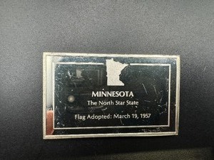 Minnesota State Flag - 1110 Grains (2.3125 Ounces) .925 Sterling Silver Bar�