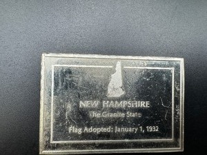 New Hampshire State Flag - 1000 Grains (2.083 Ounces) .925 Sterling Silver Bar�