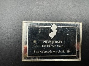 New Jersey State Flag - 1000 Grains (2.083 Ounces) .925 Sterling Silver Bar�