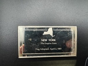 New York State Flag - 1270 Grains (2.646 Ounces) .925 Sterling Silver Bar�