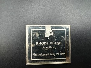 Rhode Island State Flag - 740 Grains (1.542 Ounces) .925 Sterling Silver Bar�