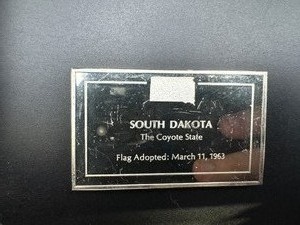 South Dakota State Flag - 1110 Grains (2.3125 Ounces) .925 Sterling Silver Bar�