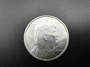 BU One Ounce .999 Silver Donald J. Trump 45th President Round