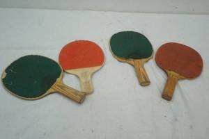 4 ping pong paddles