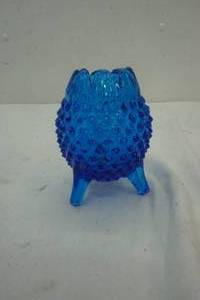 Vintage Fenton Hobnail vase