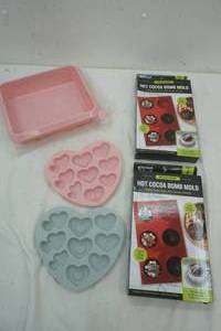 NEW silicone baking molds and silicone pan