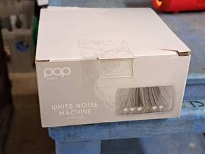 lot 729 image: Pop Sonic White Noise Machine  30 Sounds